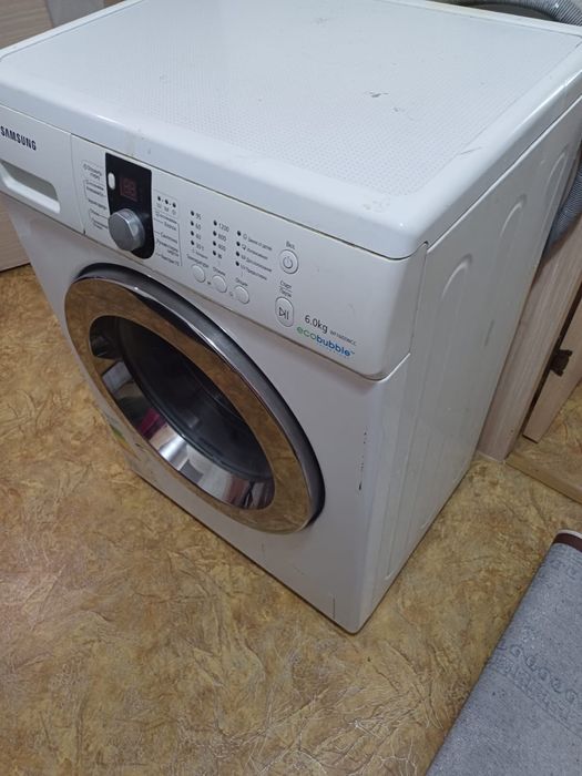 Продам стиральную машину