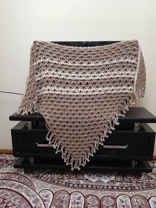 Женские шали вязаные крючком