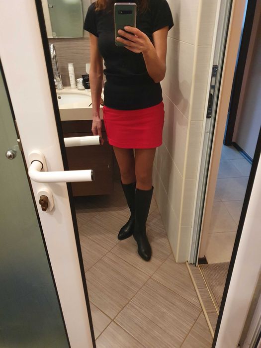 пола на марката Armani