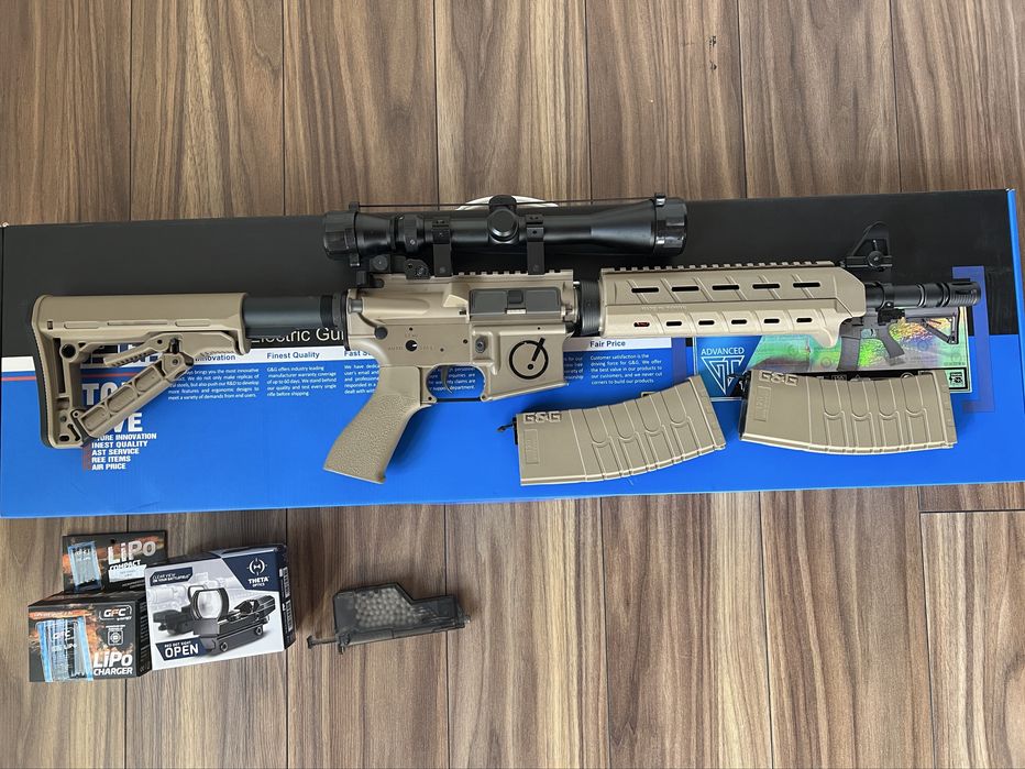 Vand arma airsoft G&G TR4 + accesorii