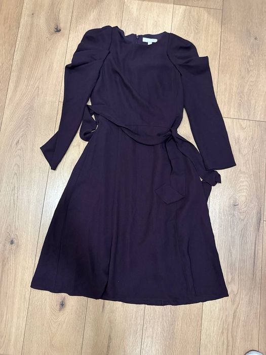 Продам платья и юбку размера xs-s разных брендов Mango, H&M, GJ