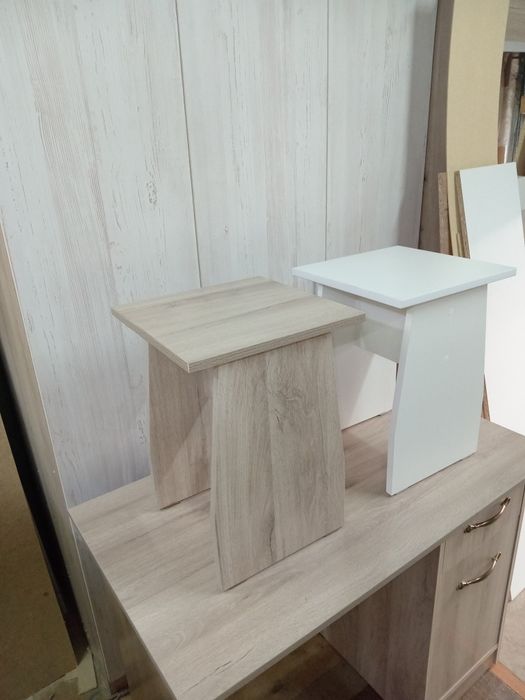 Продам новый табурет