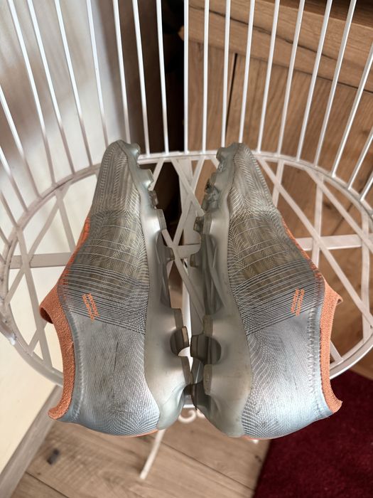Футболни обувки бутонки стоножки puma 37