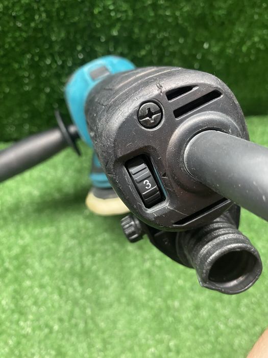 Ексцентършлайф Makita BO6050
