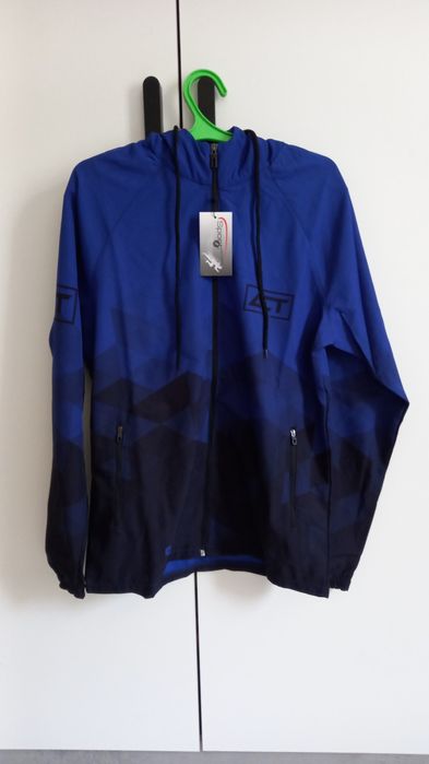 Спортивные костюмы