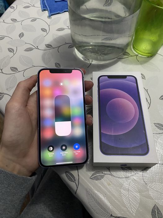 Продам Айфон 12 256gb 72%