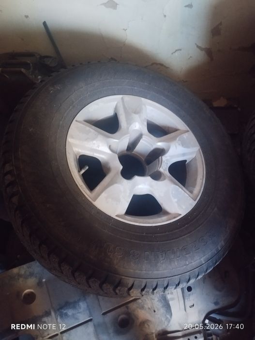 Зимние шины 265/70R16