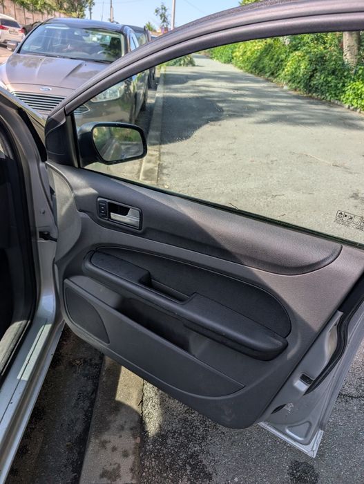 Ford focus 1.4 benzina GPL