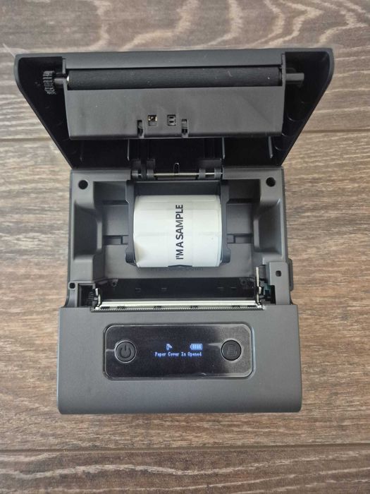 Imprimanta etichete Bluetooth/USB Black  + rola 40x30 (120 etichete)