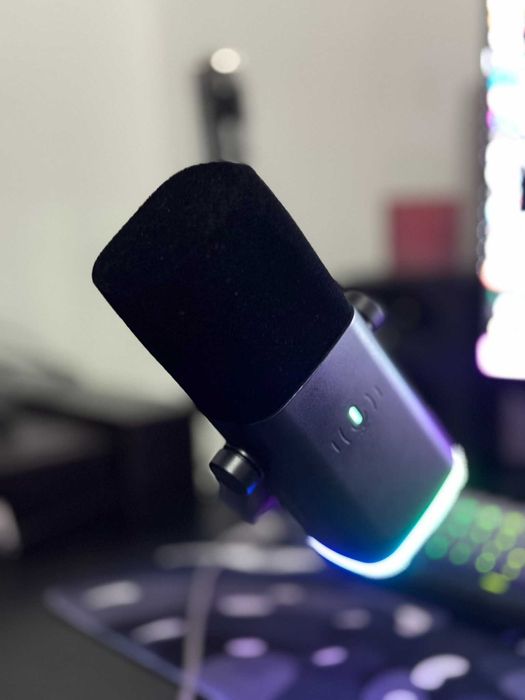 Vând microfon FIFINE AM8T – ideal gaming / streaming / podcast