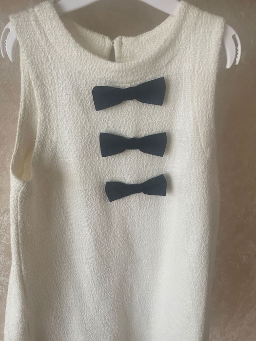 Vând rochița fetite 128 cm Zara