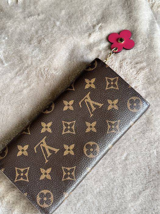 Оригинален портфейл Louis Vuitton