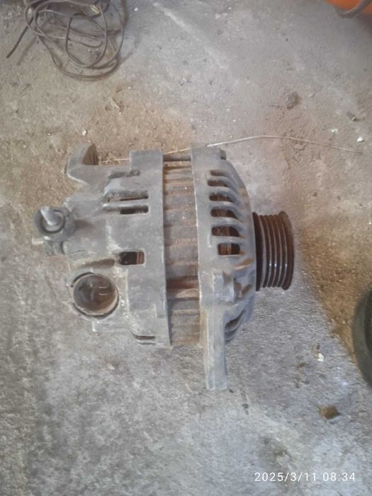 Генератор автомобильный