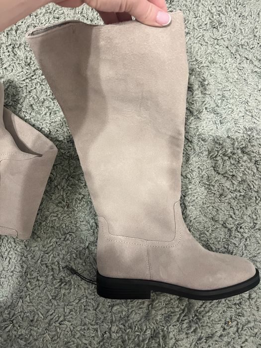 Сиви ботуши велур Reserved