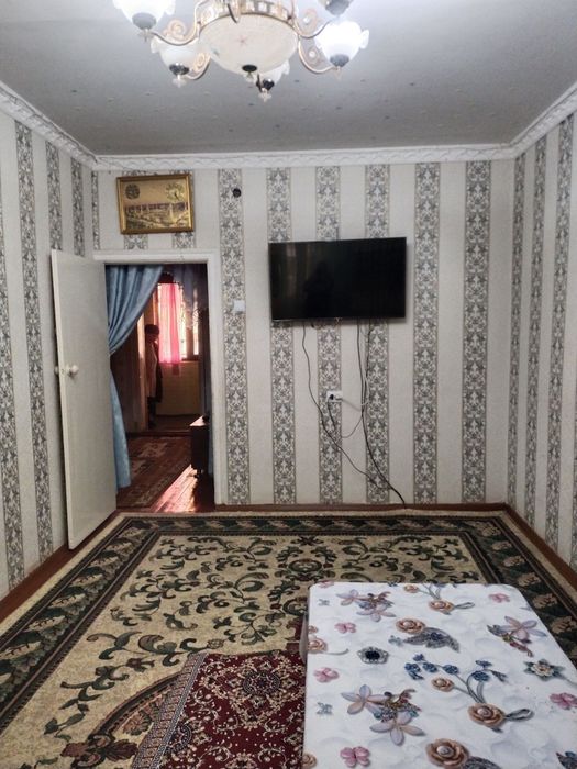 Uy sotiladi Zarafshan shahar 4-10-xxx 2xona 3xona qilingan