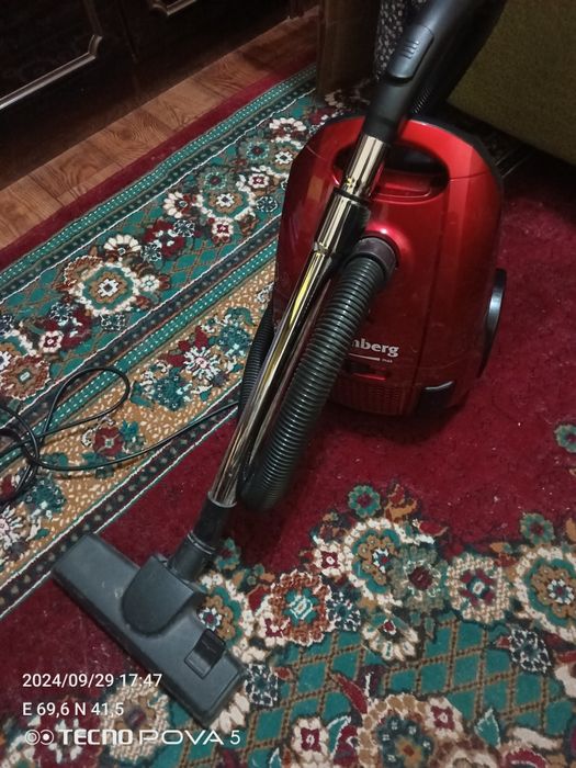 Продается пылесос в отличном состоянии