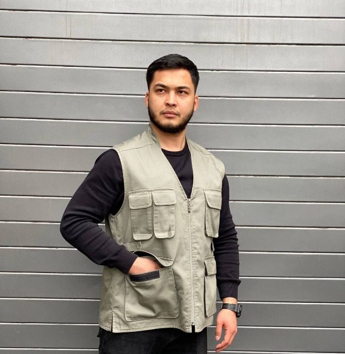 Спецодежда жилетка со множество карманами