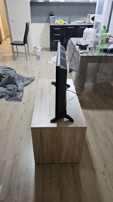 ТВ шкаф, шкаф за телевизор