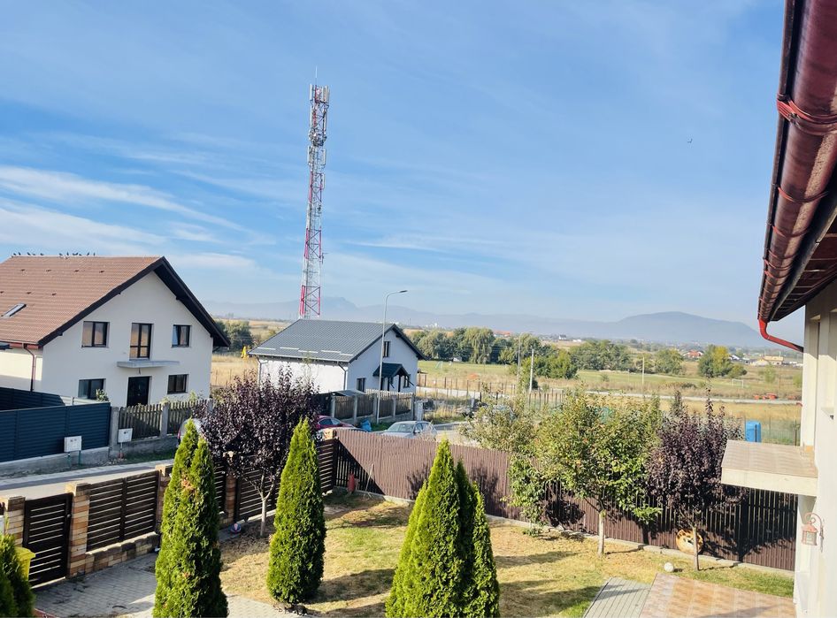Casa tip duplex - 4 camere - Sanpetru, Brasov