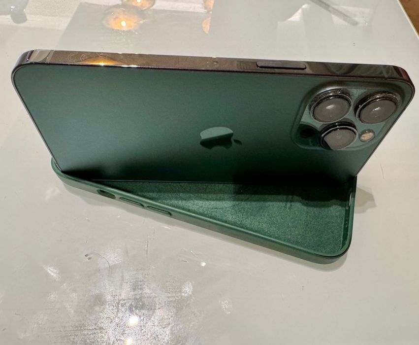 iPhone 13 Pro 256GB green