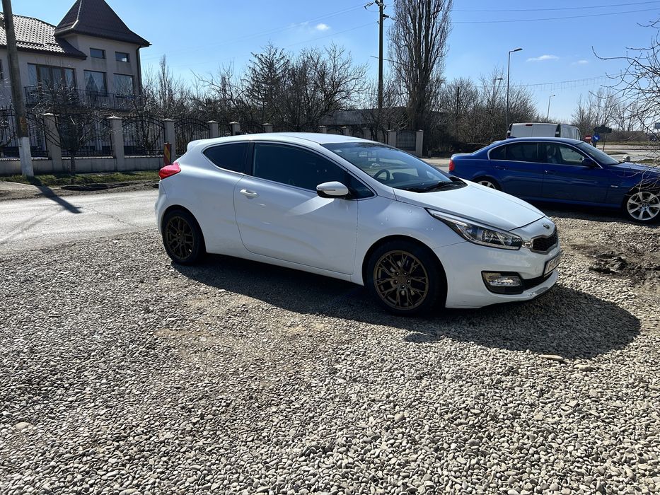 Kia pro cee'd coupe
