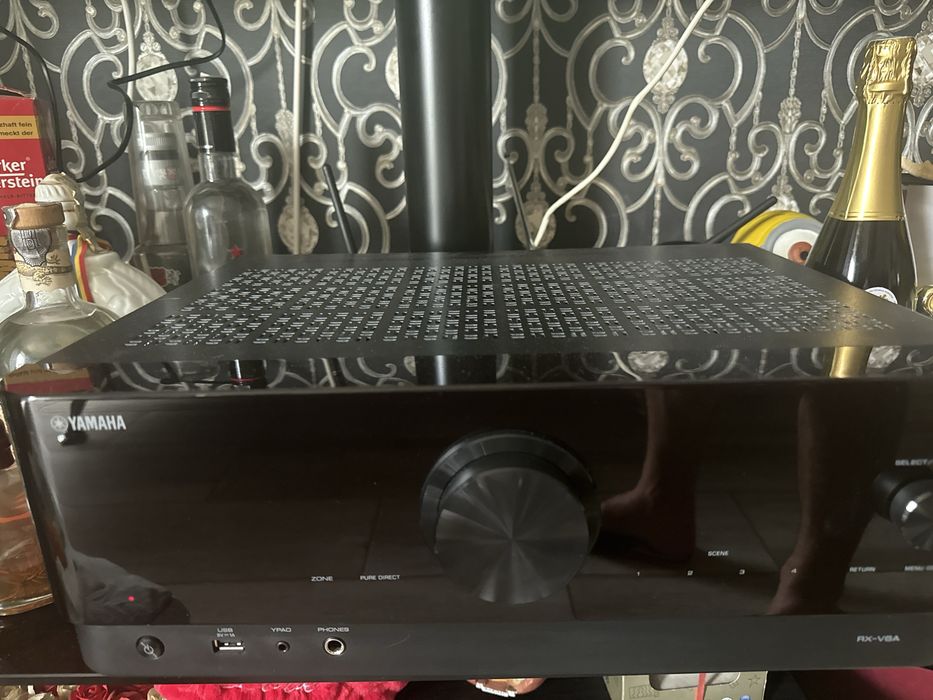 Yamaha RX-V6A 7.2 Dolby Atmos HDMI 2.1 4K 120Hz
