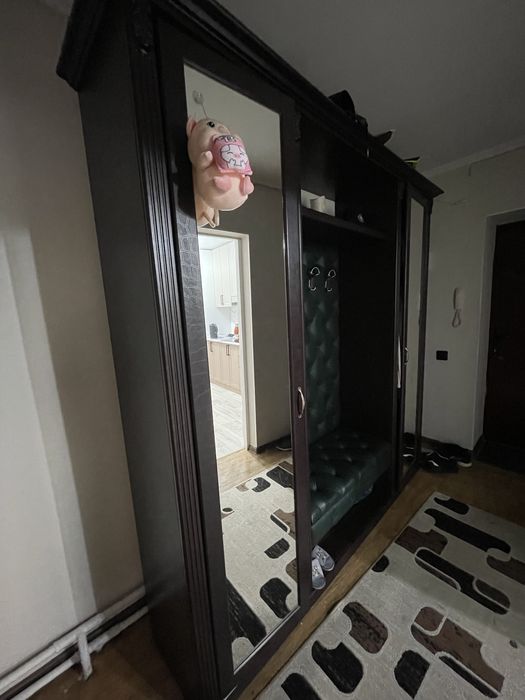 Продам хорошую прихожую