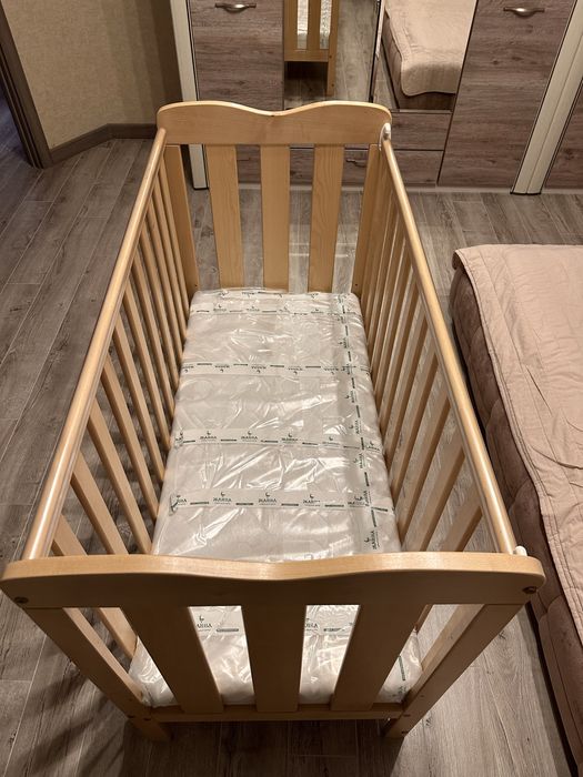 Манежка / детская кровать на возраст 0-2