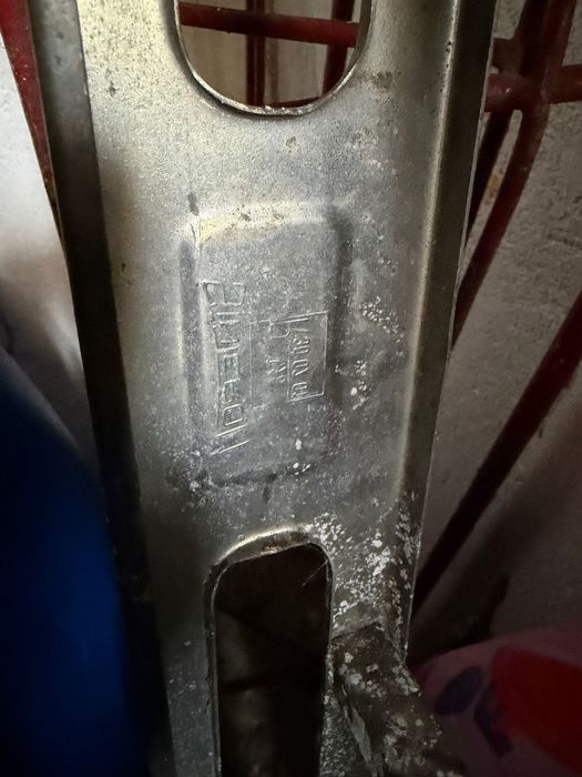 Portbagaj auto din fier