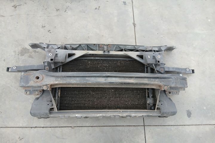 Trager / Calandru 5P0805558 1K0121207G 1K0121205B 1K0145803 5P0805558