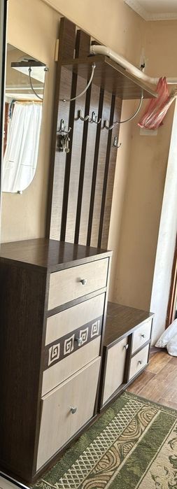 Продам комплект для прихожей