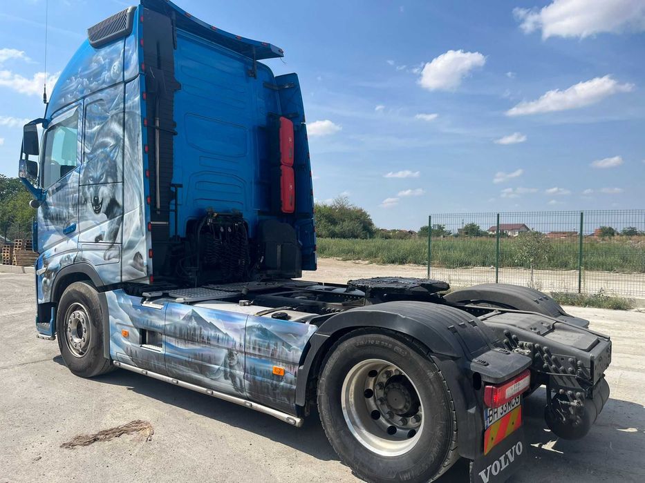 VOLVO FH 460 I-Save Design spectaculos ediție pentru pasionați 59000E