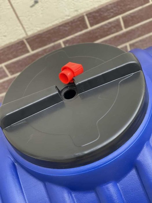 Продаем бочки, (бочка 500 литров) пластиковые