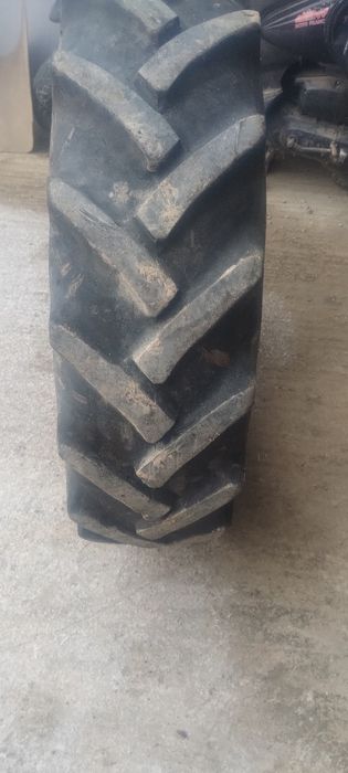 Cauciuc tractor 2 bucăți