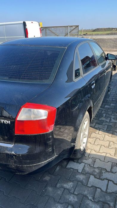 Dezmembram Audi A4 1.9 diesel din 2002