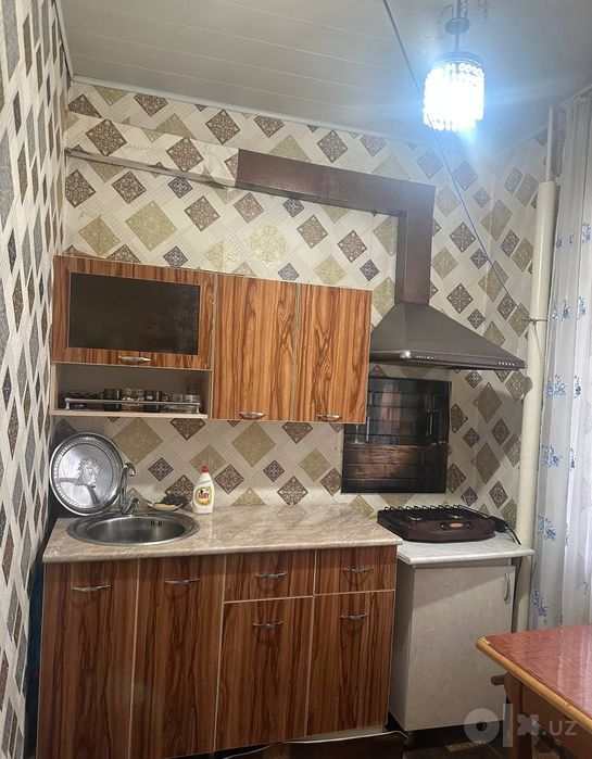Продам квартиру Чиланзар 14 ор-р больница Жуковская