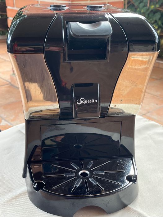 Капсулна  кафе машина Sguesito Италия