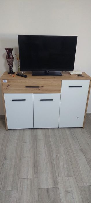 Ofer spre inchiriere garsoniera — fotografia 3