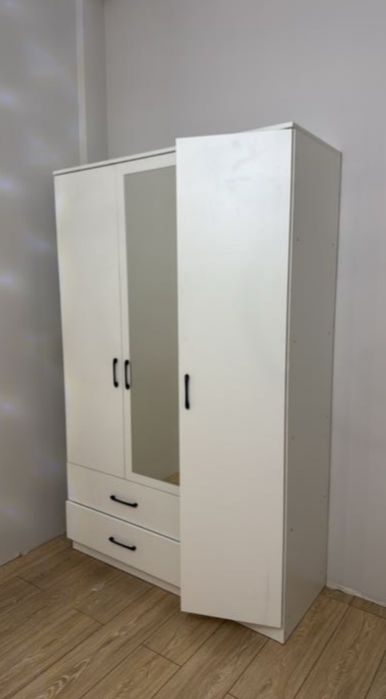 Шкаф  в хорошем качестве