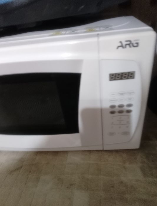 Микроволновка продам