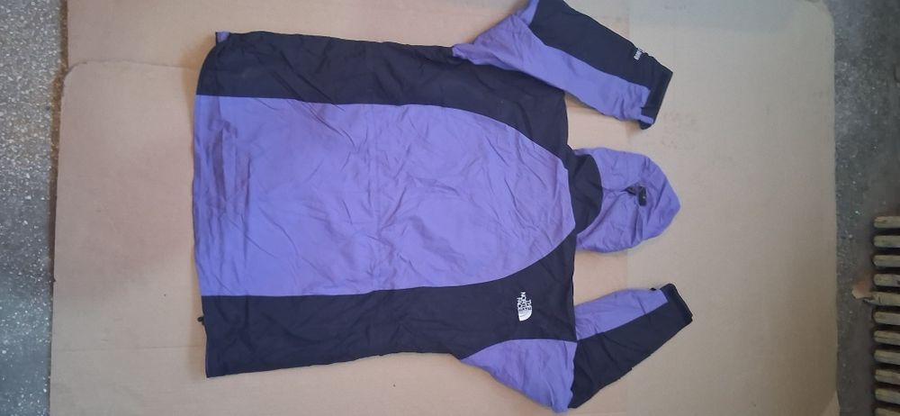 Geacă vinage The north face gore-tex mărimea xl, merge la xxl
