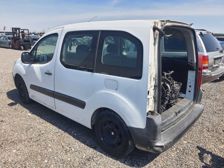 На части! Peugeot Partner 1.6 HDI TEPEE
