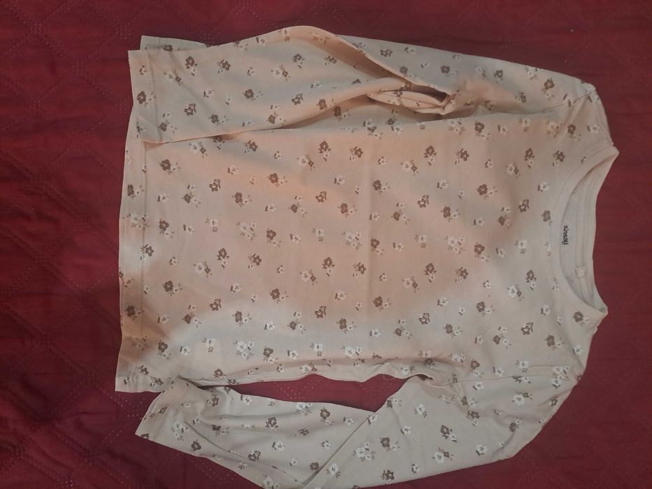 Блузки за момиче 5г.