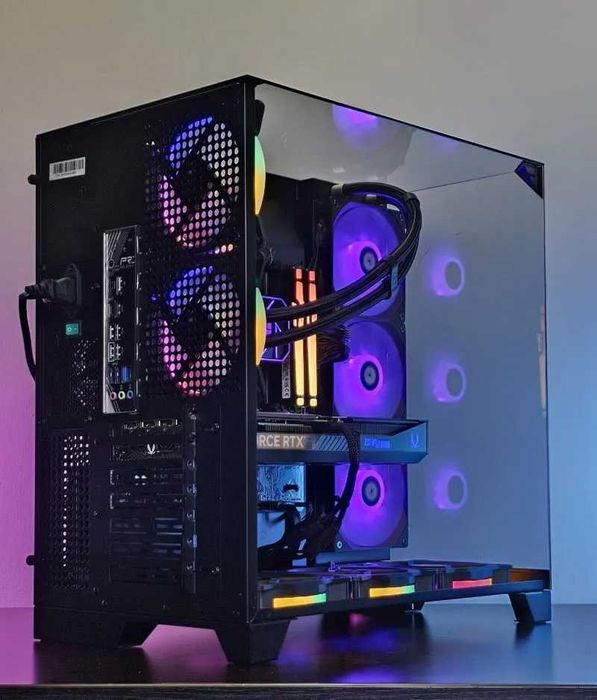 RTX 5070 12GB/Ryzen 7-7800X3D/RAM 32GB/SSD 1TB/Чисто Нов+Гаранция!