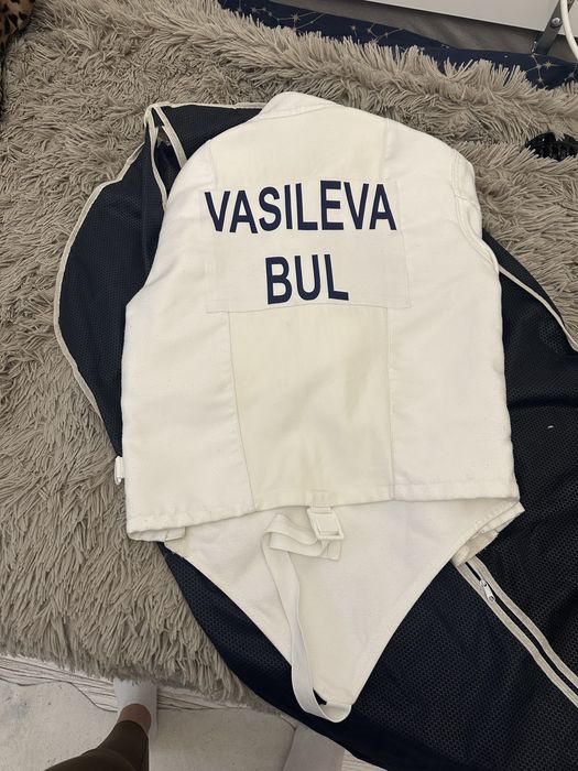 Екип за фехтовка / десен