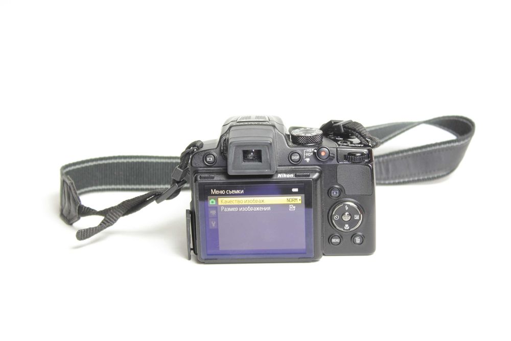 Nikon Coolpix P500