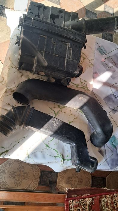 Мерс.w124е.Воздушныи фильтр.