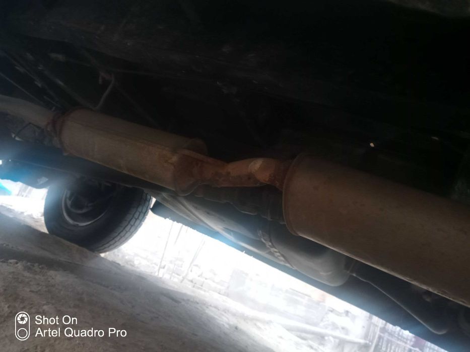 Ford sotiladi. 1992-yil yoqilg'i turi Dizel Qolgan ma'lumotlar telda