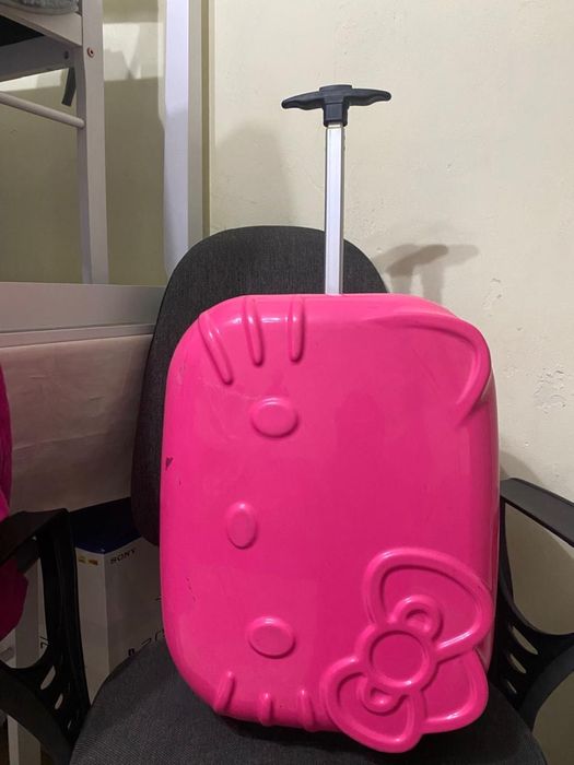 Детский чемодан . Hello Kitty.