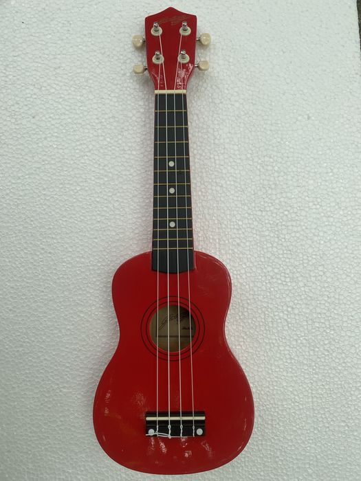 ukulele Mahalo / Johny  Brook / Makala